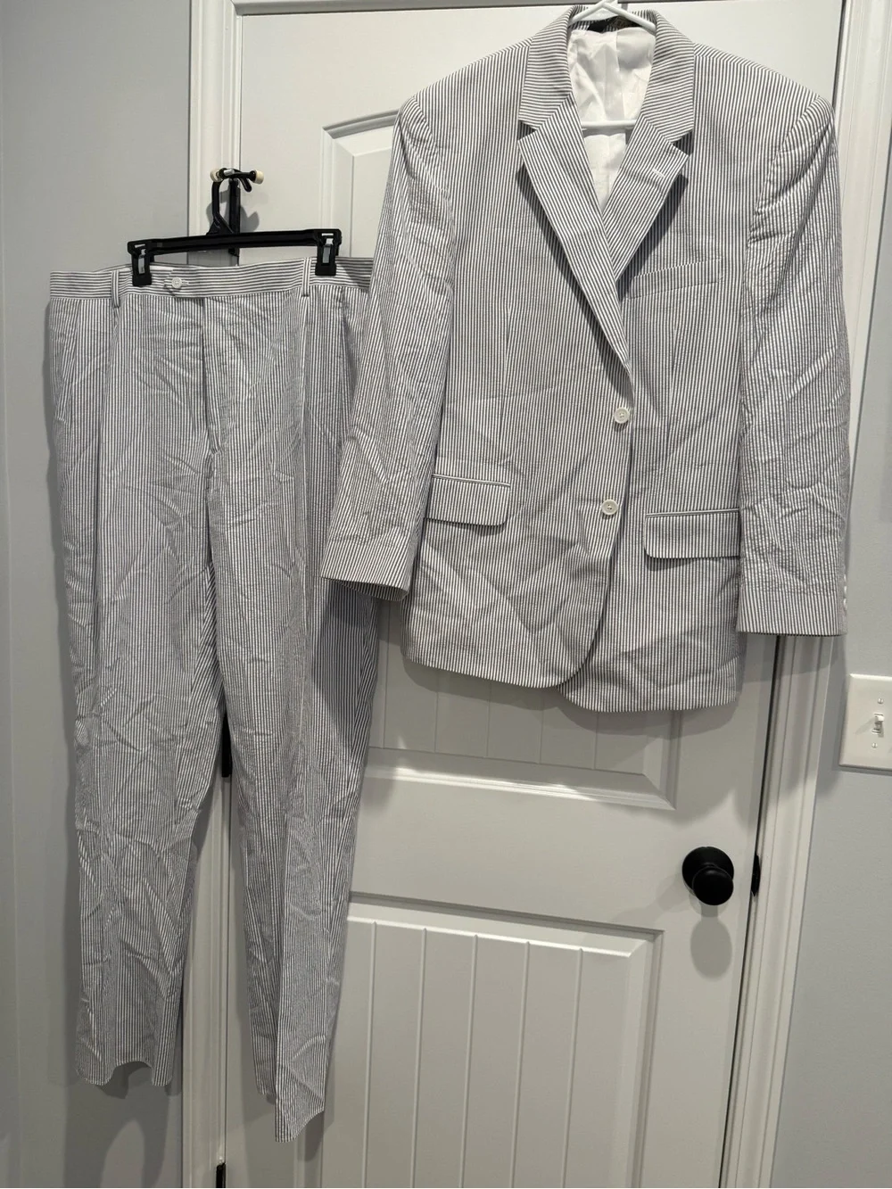 Jos. A. Bank White & Navy Pinstripe Seersucker Blazer